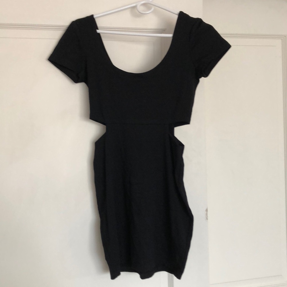 Black Short Sleeve Mini Cut Out Dress